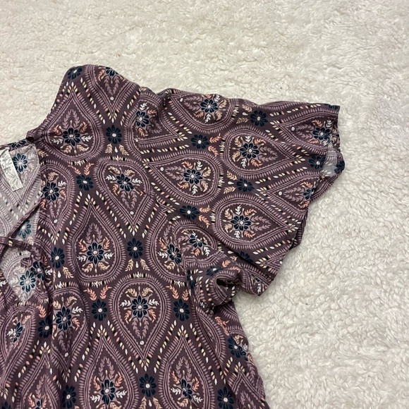 MUDD Bell Sleeve blouse w/ Tie Waist - Picture 6 of 9